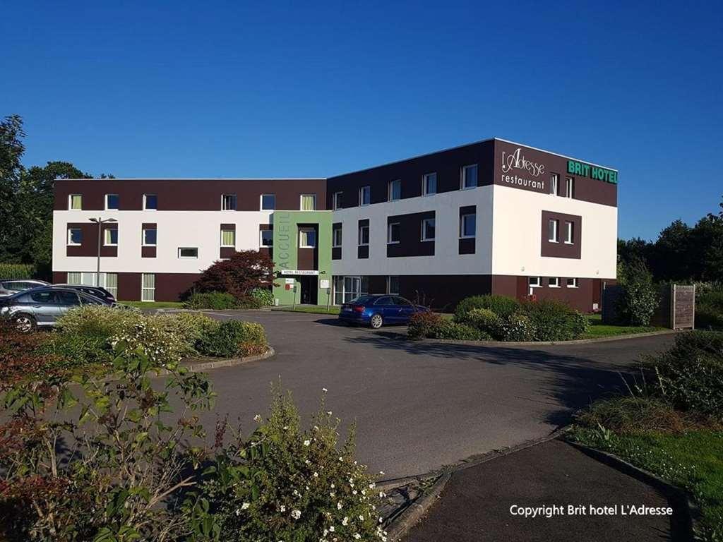 Brit Hotel Saint-Meen-Le-Grand En Broceliande Eksteriør billede