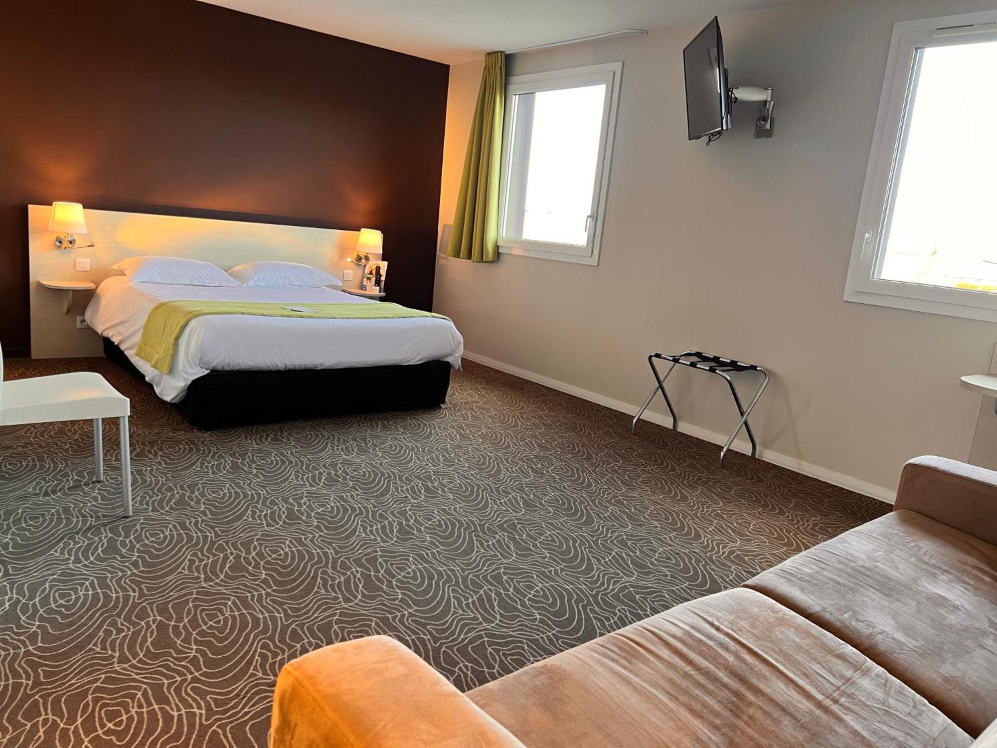 Brit Hotel Saint-Meen-Le-Grand En Broceliande Eksteriør billede