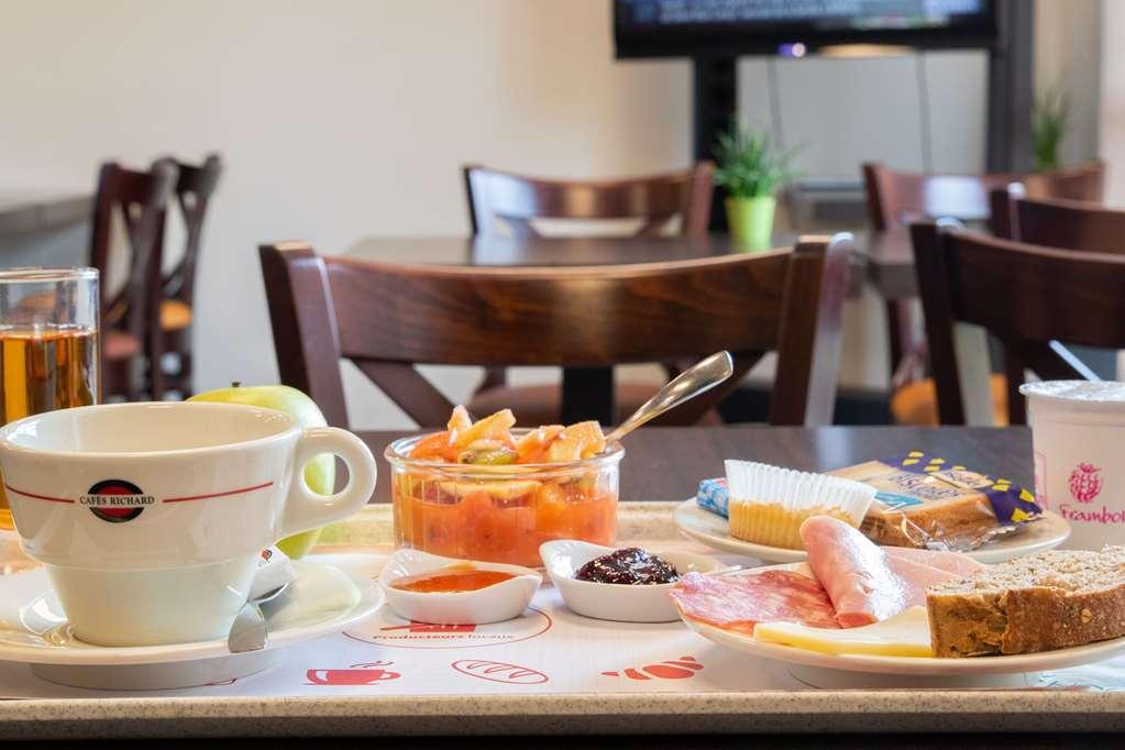 Brit Hotel Saint-Meen-Le-Grand En Broceliande Restaurant billede